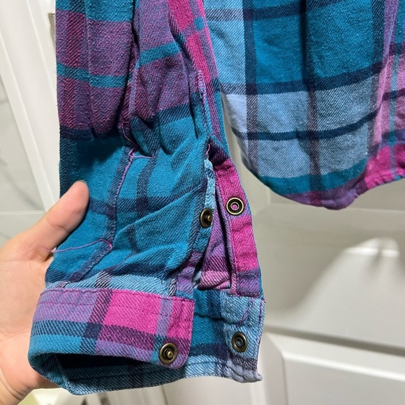 - Pullover Flannel size Small - Picture 5 of 10